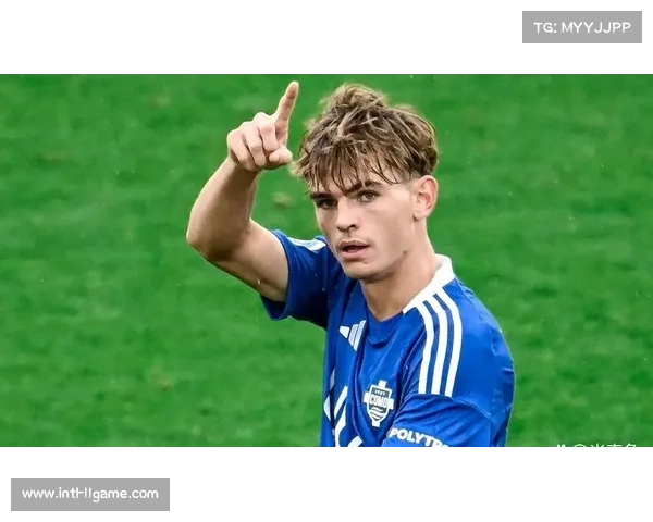 科莫控球率63%射正13次，尼科-帕斯传射参与进球数上双